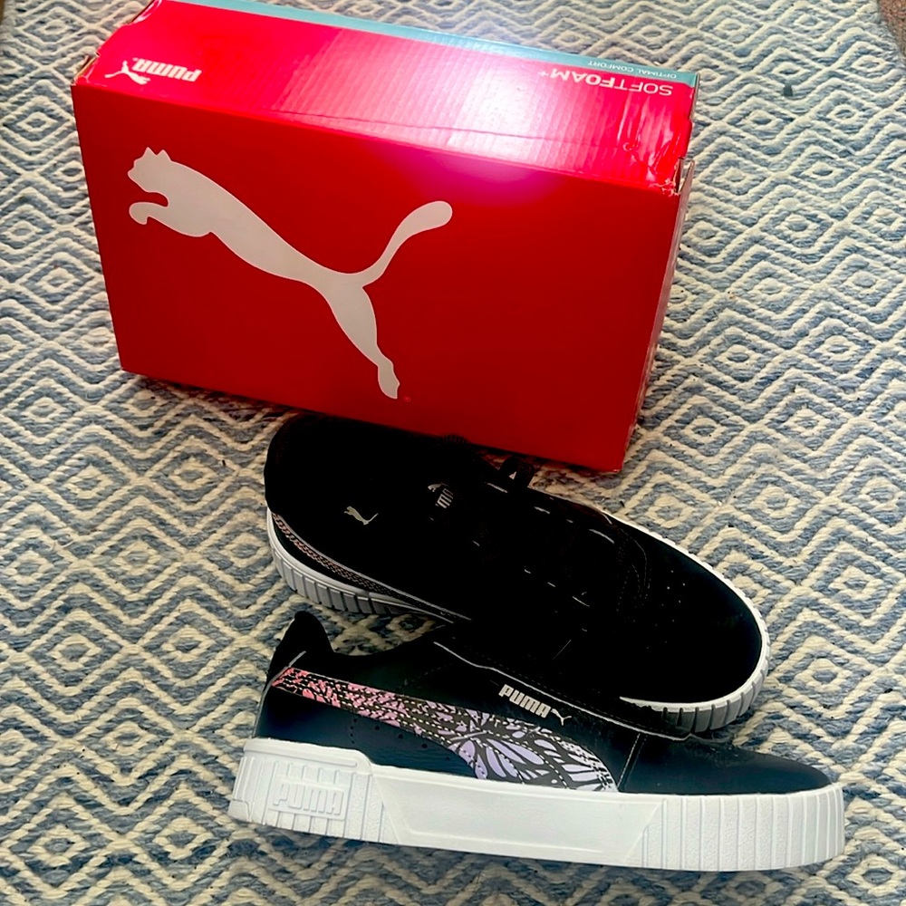 NEW PUMA SOFT FOAM ORIGINAL COMFORT SZ 6.5 WOMENS SNEAKERS.